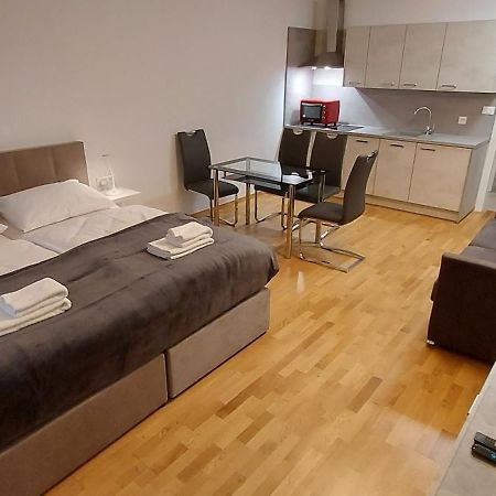 Bed & Breakfast Rezidenca Pipanova Λιουμπλιάνα Εξωτερικό φωτογραφία