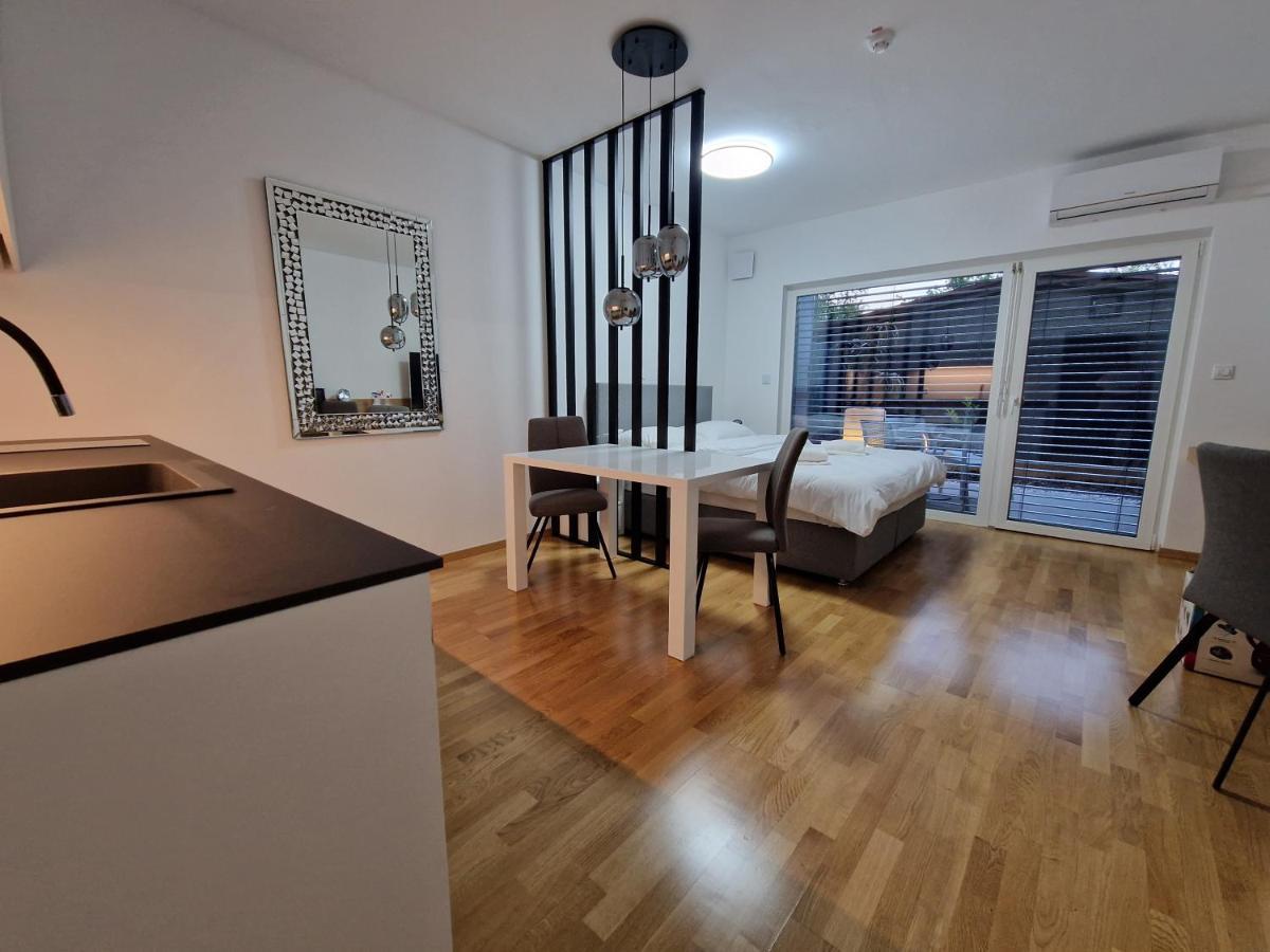 Bed & Breakfast Rezidenca Pipanova Λιουμπλιάνα Εξωτερικό φωτογραφία
